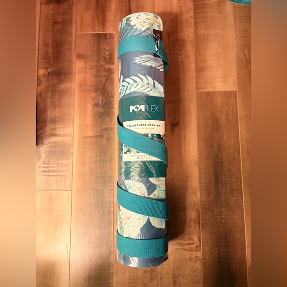 POPFLEX Other - POPFLEX Vegan Suede Yoga Mat with Teal Straps
